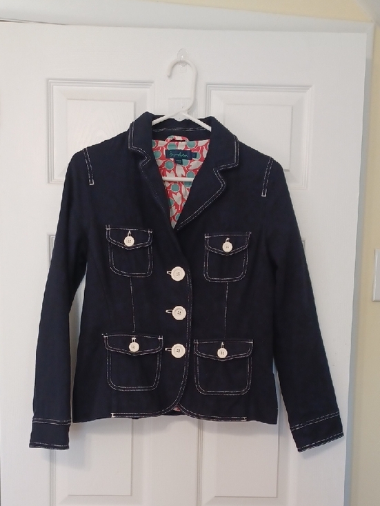 Boden Jackets & Blazers - Boden Sz 8, (Runs S), Navy Blazer Jacket with Cream Buttons